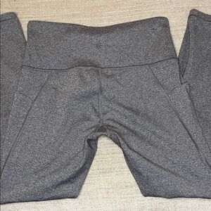 Athleta Gray Stash Pocket Salutation Tight Leggings, size SP